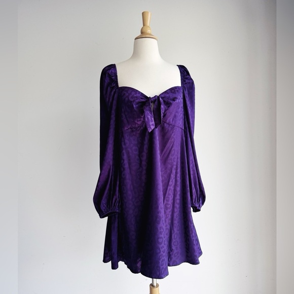 Urban Outfitters Puff Sleeve Satin Dress | Dark Romantic Halloween Party Dress L - Picture 2 of 8